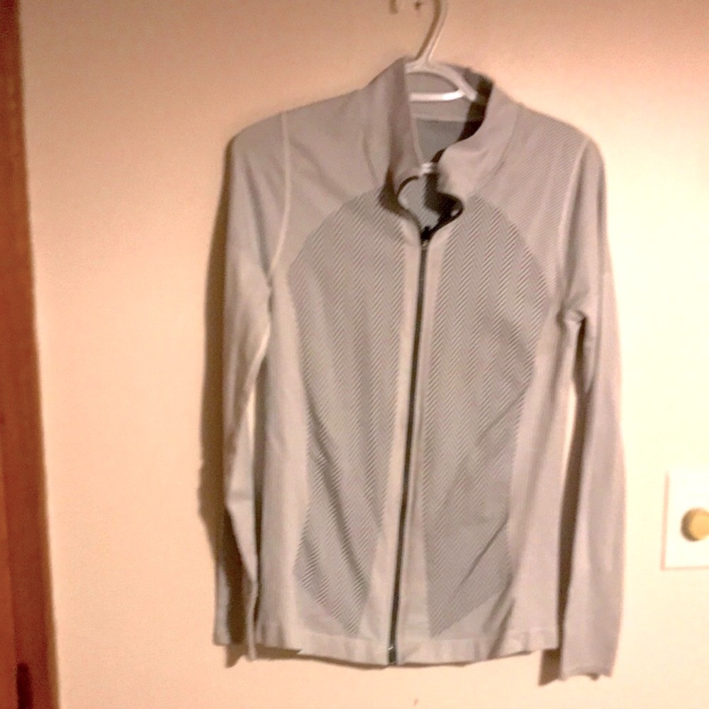 Athleta size m workout jacket